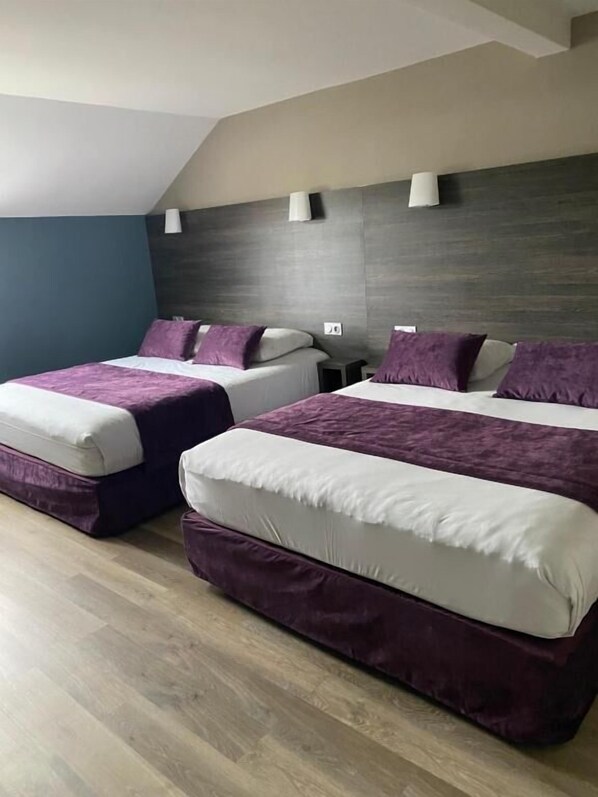 Family Room - Hotel Restaurant Vesontio (Besançon)