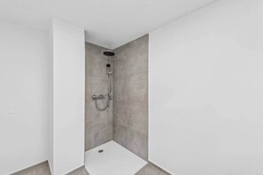 Hair dryer, towels - 15Min Center | Barrier-free - 60m² balcony & cinema (Trierweiler)