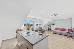 3 Schlafzimmer, Zimmersafe, Bügeleisen/Bügelbrett, WLAN
