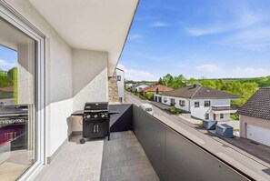Property grounds - 15Min Center | Balcony & Grill - Cinema, Modern&Quiet (Trierweiler)