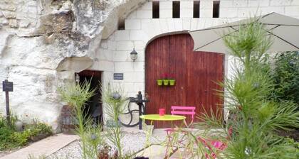 LES TROGLOS DE BEAULIEU