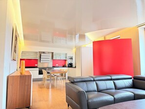 Living area - L'Abreuvoir - Collection La 21ème Planche (Bayeux)