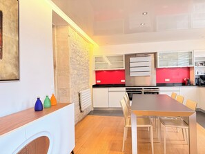 Dining - L'Abreuvoir - Collection La 21ème Planche (Bayeux)