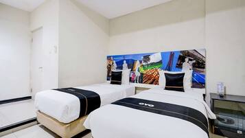 Desk, WiFi (free), bed sheets