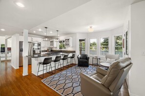 Interior - Coeur d'Alene's Paradise Found (Coeur d'Alene)