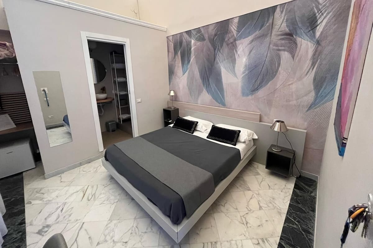 Deluxe Double Room, Courtyard View