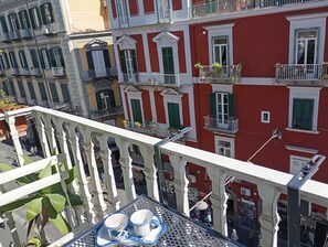 Property grounds - toledo's family (Naples)