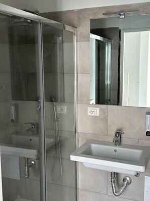 Bathroom - toledo's family (Naples)