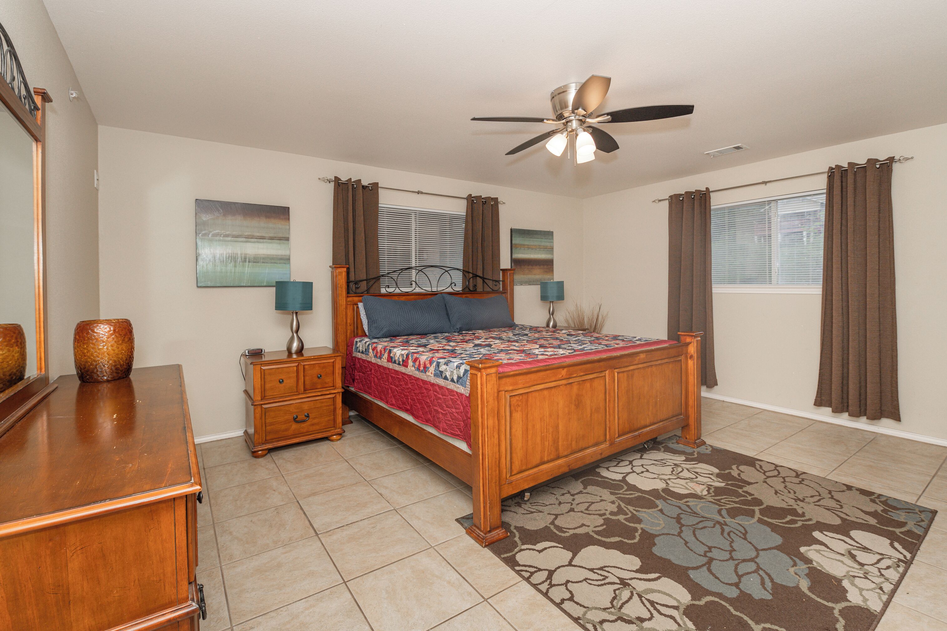 2 bedrooms, iron/ironing board, WiFi (free), bed sheets