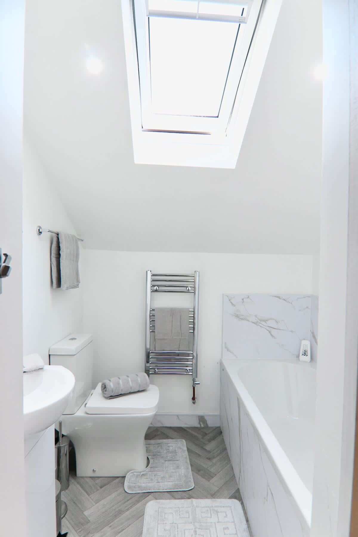 Shower, towels