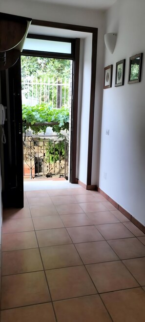 Interior - Apartment 'Borgo San Martino 1' with Mountain View, Balcony & Wi-Fi (San Martino)