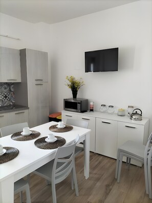 Dining - Apartment 'Borgo San Martino 1' with Mountain View, Balcony & Wi-Fi (San Martino)