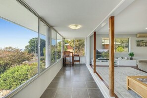 Living area - Blue Hills Retreat in Leafy Rangeville (Rangeville)