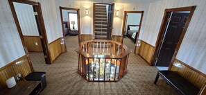 Interior - Welcome to our 1890 Victorian Mansion
Spacious 8-bedroom house in lovely Coleman (Coleman)