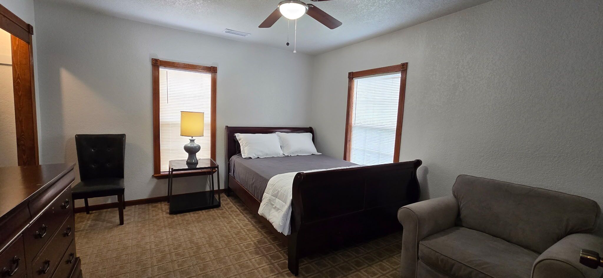 8 bedrooms, iron/ironing board, WiFi, bed sheets