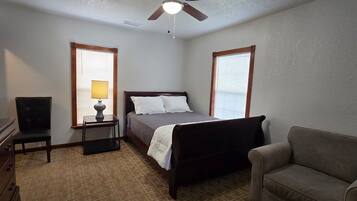 8 bedrooms, iron/ironing board, WiFi, bed sheets
