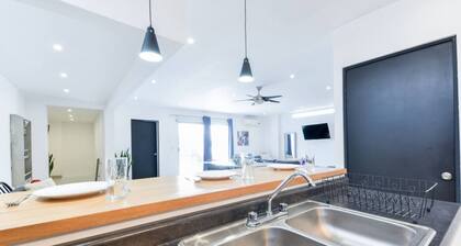 ÂĄHouse in Santa LucĂa! 12 guests + Wifi 3BR|3.5br