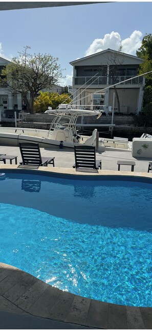 Pool - Serene 2-bedroom house with AC in charming Layton (layton)