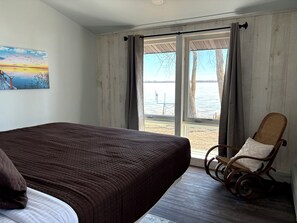5 chambres, fer et planche à repasser, Wi-Fi, draps fournis