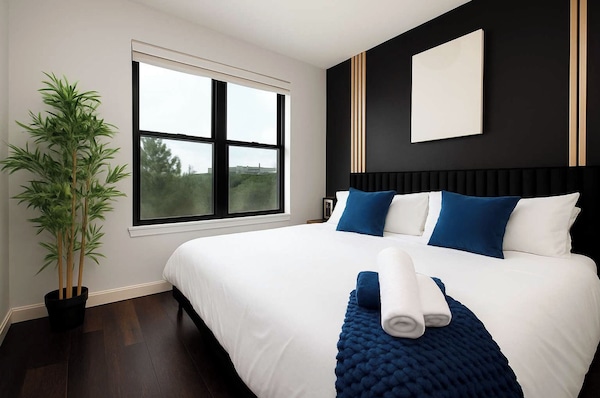 Labor By Stylish Stays - Green Acres Golf and Games - San Antonio