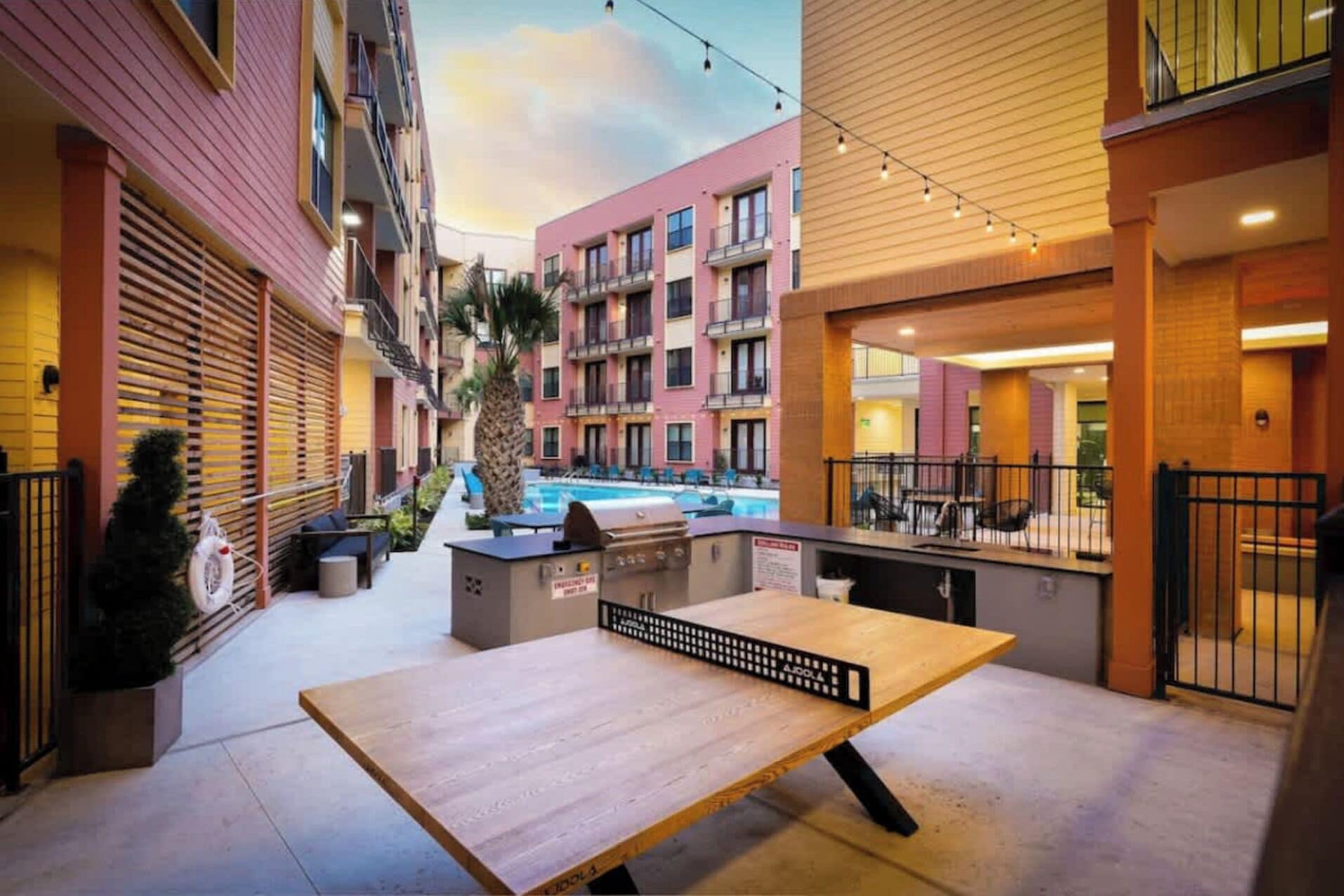 Outdoor dining