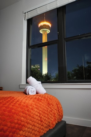 Apartment, 1 King Bed with Sofa bed, Non Smoking, Kitchen | Spa - Labor by Stylish Stays (San Antonio)