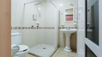 Superior Room | Bathroom