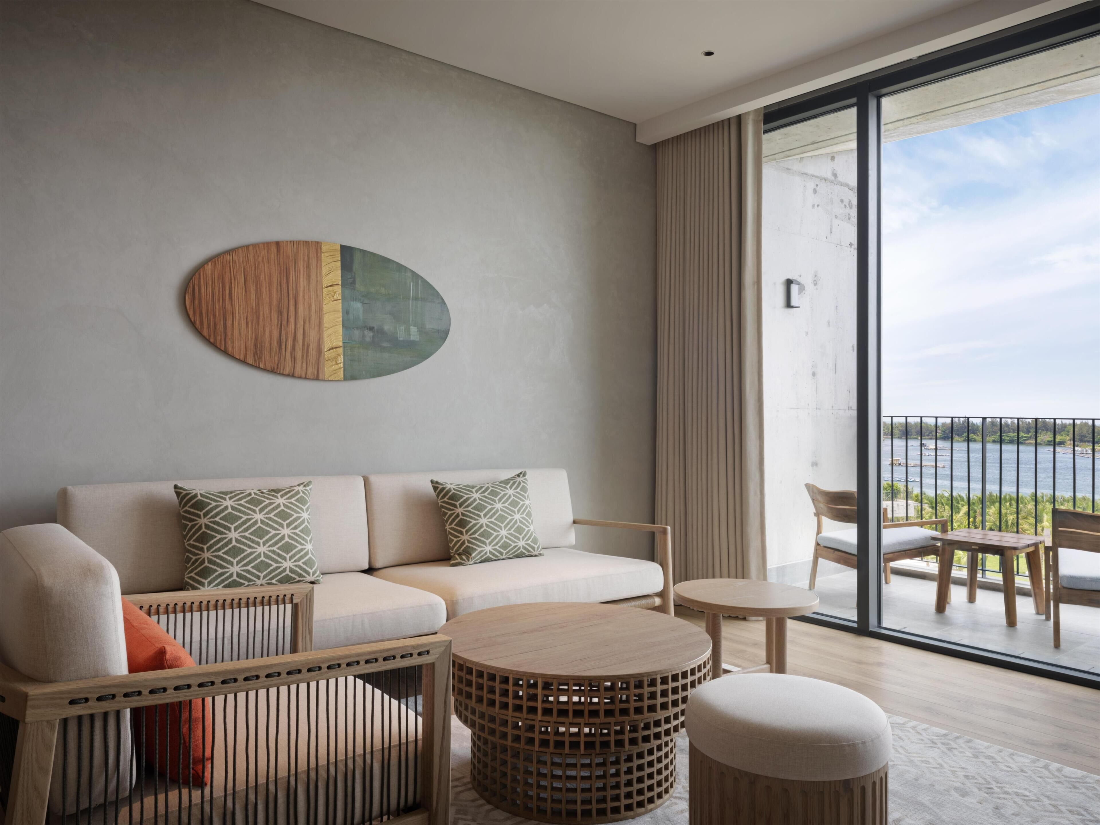 Premium Suite, 1 King Bed (Riverside View) | Living area