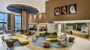Lobby - Hampton By Hilton Jeddah Souq7 (Jeddah)