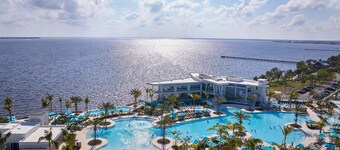 Sunsuites Villas At Sunseeker Resort, Curio By Hilton