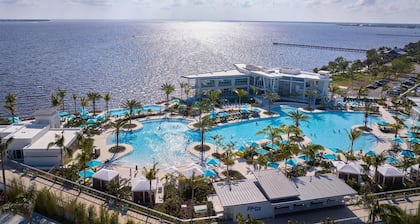 Sunsuites Villas At Sunseeker Resort, Curio By Hilton