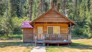 Kabin, 1 Tempat Tidur Queen dengan tempat tidur Sofa, pemandangan gunung | Eksterior