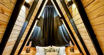 Cabin Vanilla 2-bedroom cabin / Jacuzzi / Romantic Nature Escape