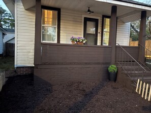 Exterior detail - Cozy and fully furnished (Savannah)