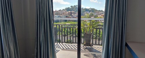 Villa d'exception, guest house 4 king-size suites, 8 people-Antananarivo