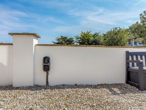 Property grounds - 8 Harlyn Mews (Padstow)