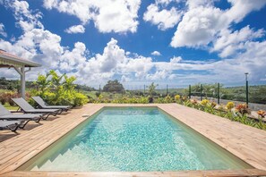 Pool - VILLA MOOREA ⭐⭐⭐ with swimming pool, large terrace and tropical setting - Rivière-Salée (Rivière-Salée)