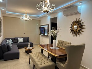 Interior - Stylish Boutique Condo in Cancun • Pool • WiFi • Perfect Escape (Cancún)