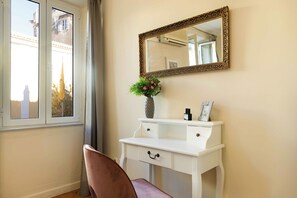 Interior - San Nicolo Dei Veicchi Casa by Corfuescapes (Kerkira)