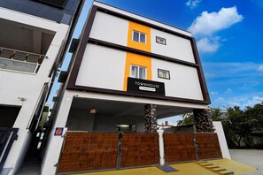 Exterior - Super Townhouse Formerly MK Elegance Inn (Coimbatore)