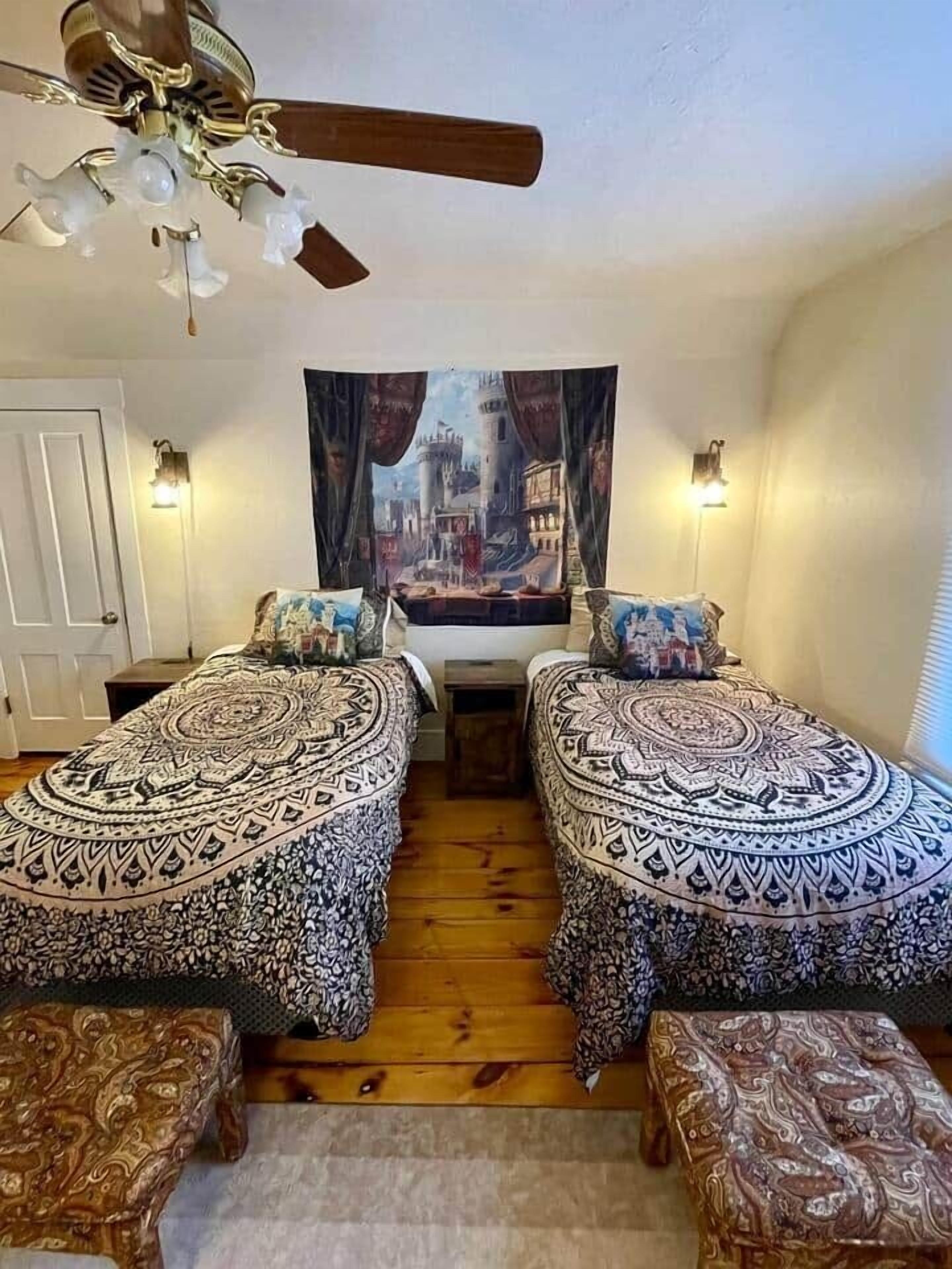 2 chambres, fer et planche à repasser, Wi-Fi, literie fournie
