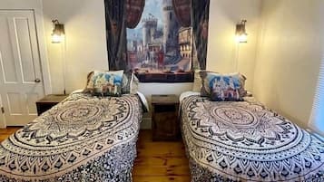 2 chambres, fer et planche à repasser, Wi-Fi, literie fournie