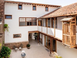 Exterior - 'Laguna Cool Living Vintage 2' with Shared Terrace, Shared Garden and Wi-Fi (La Laguna)