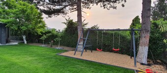 Quiet apartment with garden & terrace, parking space