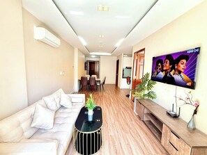 Living area - HOMESTAY SKYCENTER 2 PHONG NGU (ho Chi Minh)