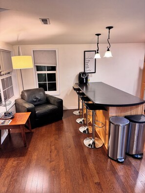 Interior - Cozy 2-bedroom, lofted house in fabulous La Crescent with AC (La Crescent)