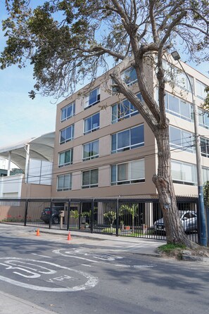 Exterior - Cozy and Bright Apartment (lima)