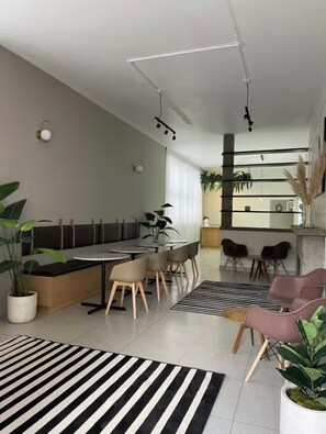 Dining - Jazz & Stay - self check in (Guadalajara)