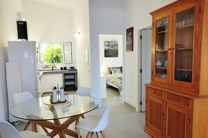 Dining - Holiday Home 'Marina' with Sea Views, Shared Pool and Wi-Fi (Bajamar)