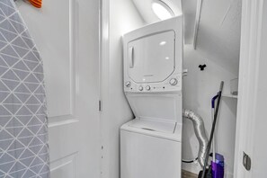 Interior - On the Sand | 4BR | Sleeps 10 | Isle Be Back #5 (Destin)